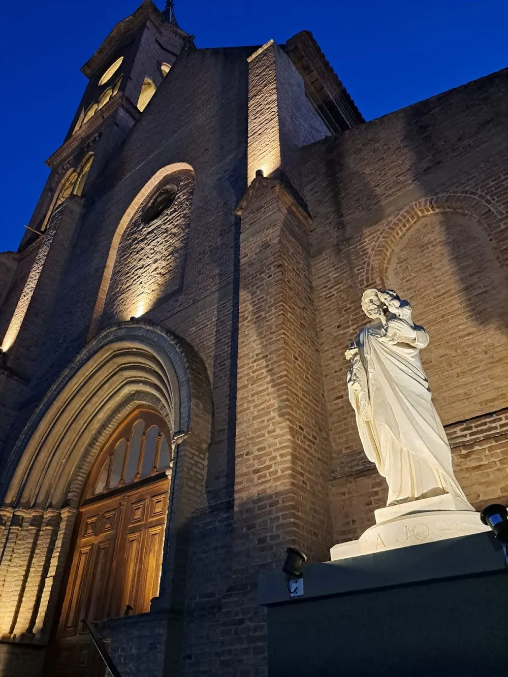 Fachada de la Parroquia San José